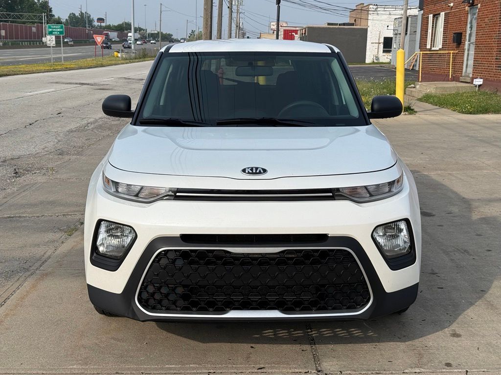 Photo 2 of 2020 Kia Soul LX