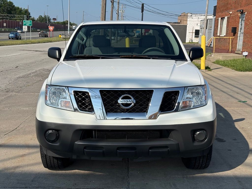 Photo 2 of 2020 Nissan Frontier S