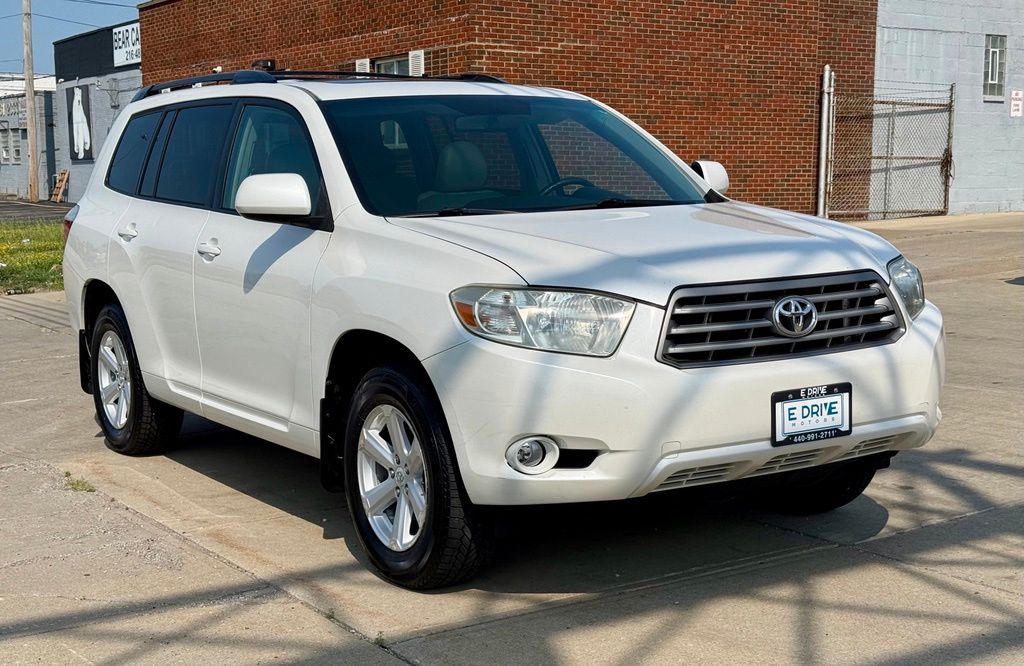 Photo 4 of 2010 Toyota Highlander SE
