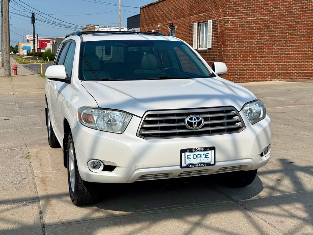 Photo 3 of 2010 Toyota Highlander SE