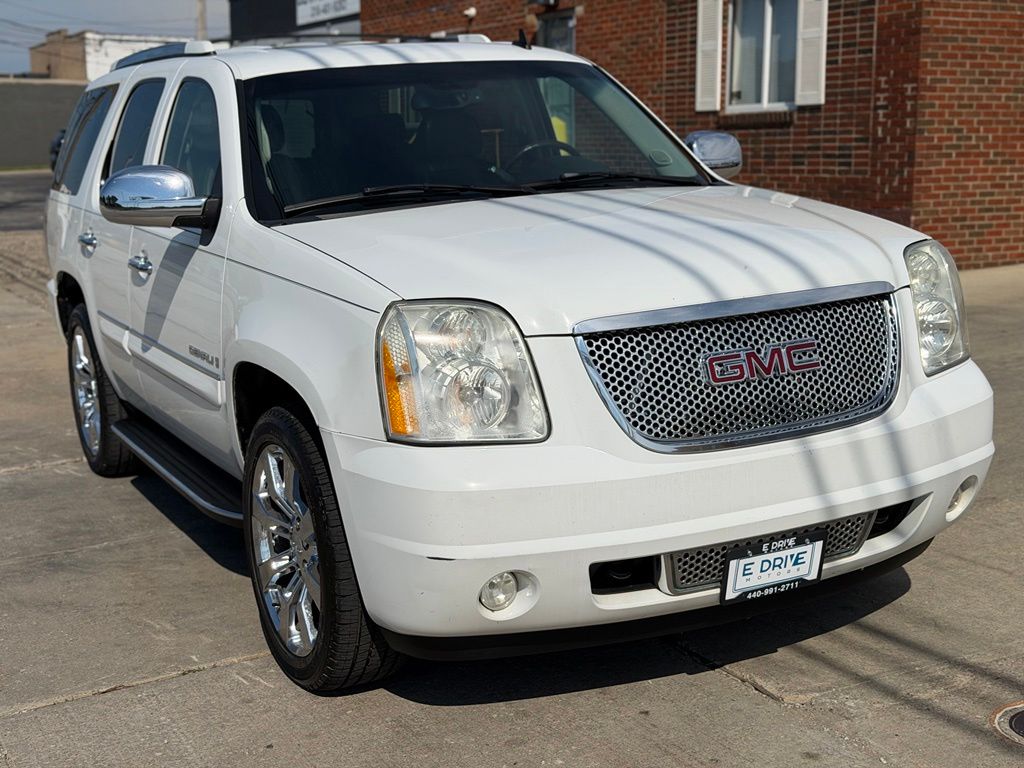 Photo 3 of 2007 GMC Yukon Denali