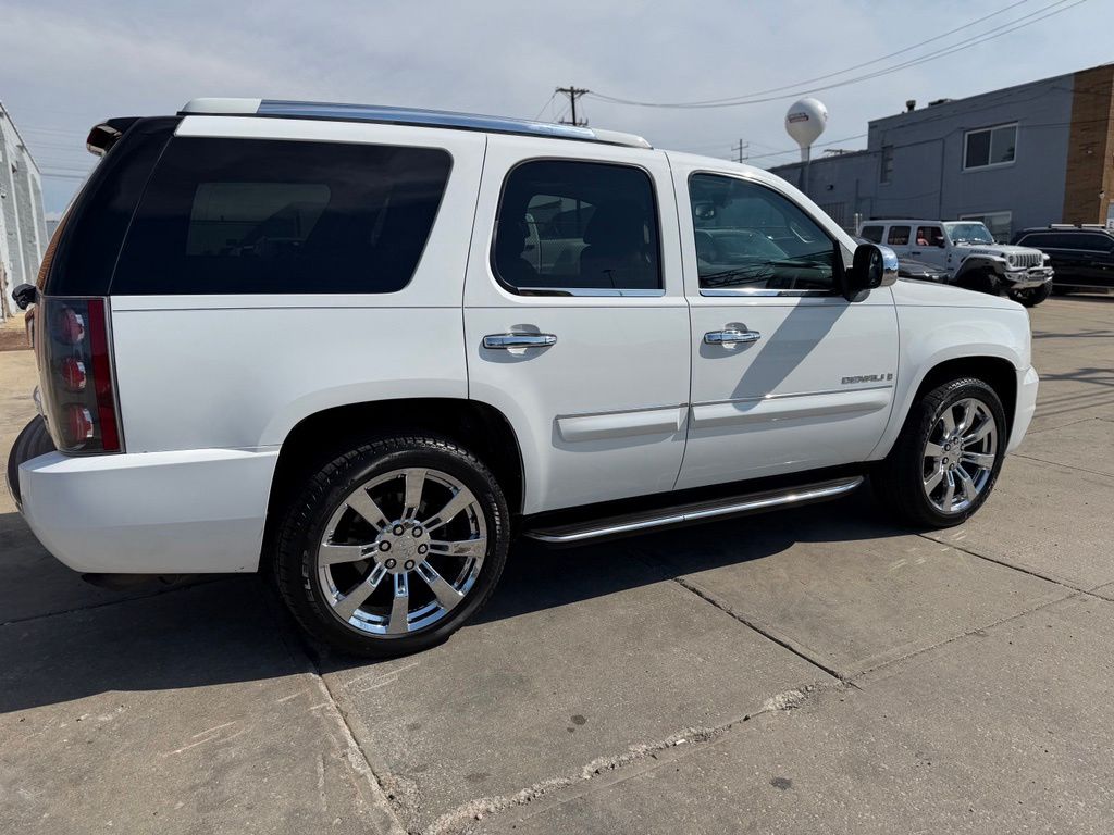 Photo 4 of 2007 GMC Yukon Denali