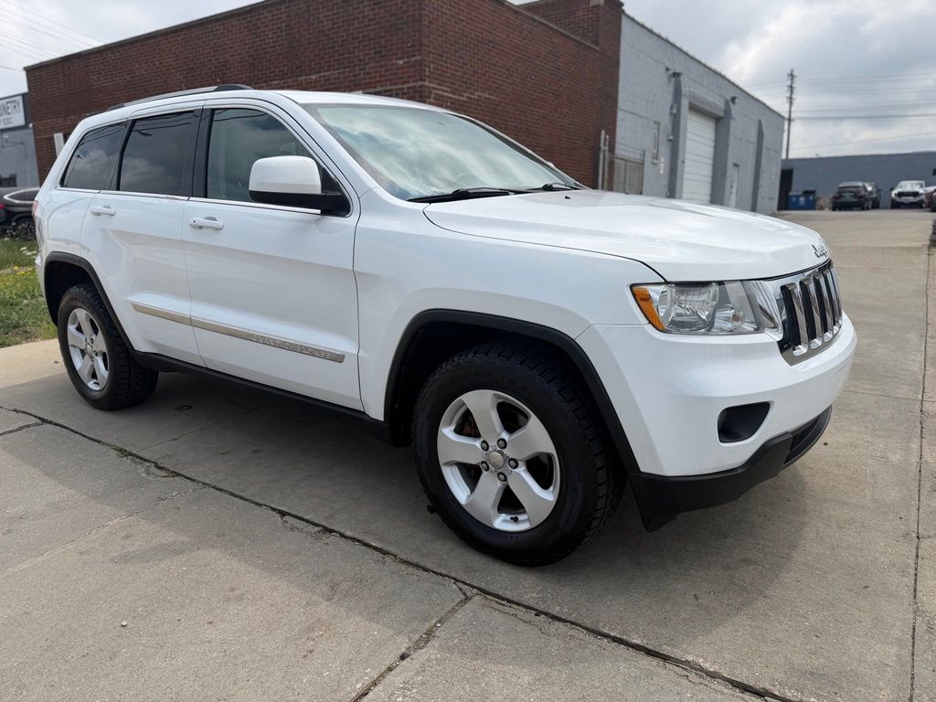 Photo 4 of 2013 Jeep Grand Cherokee Laredo