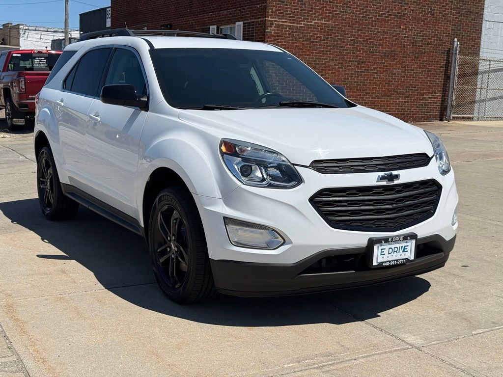 Photo 4 of 2017 Chevrolet Equinox LT