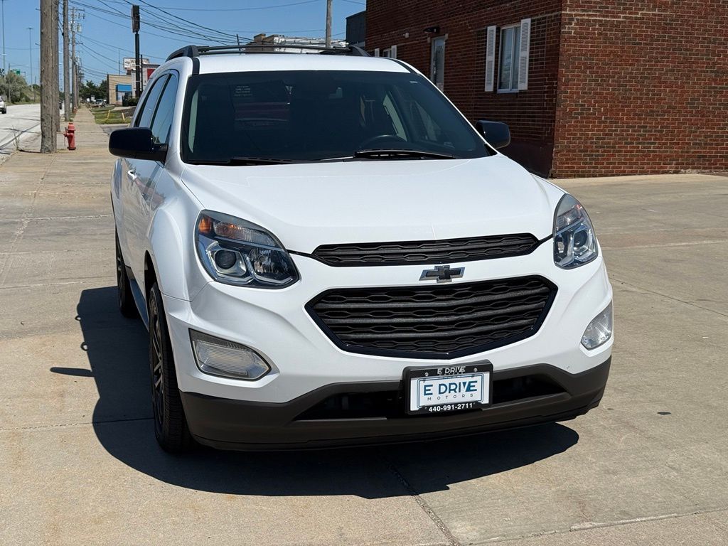 Photo 3 of 2017 Chevrolet Equinox LT