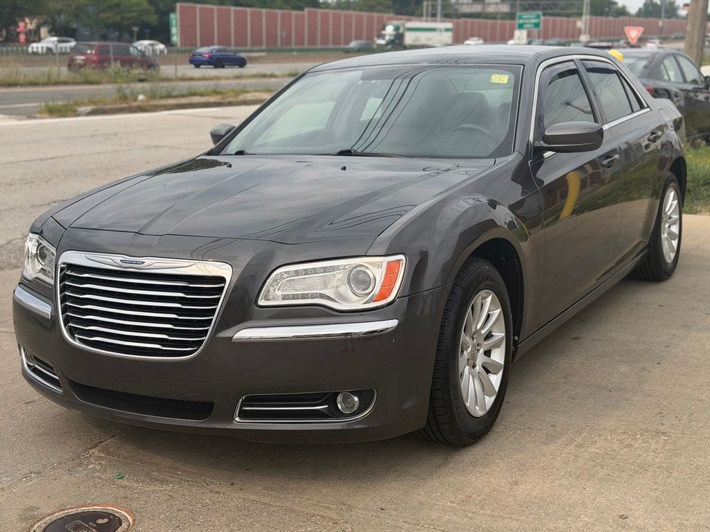Photo 2 of 2013 Chrysler 300 Base