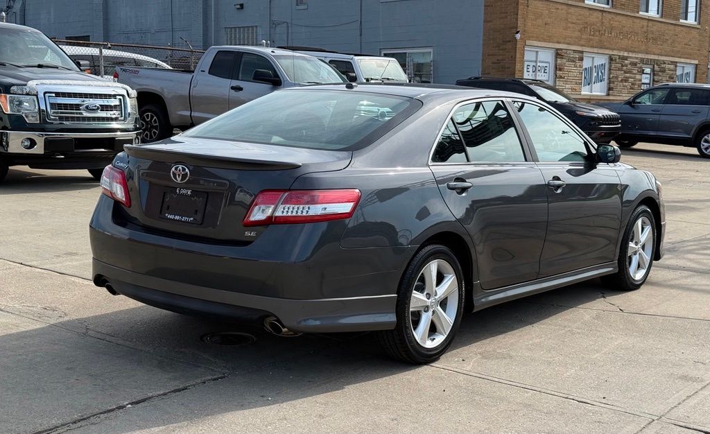 Photo 5 of 2011 Toyota Camry SE