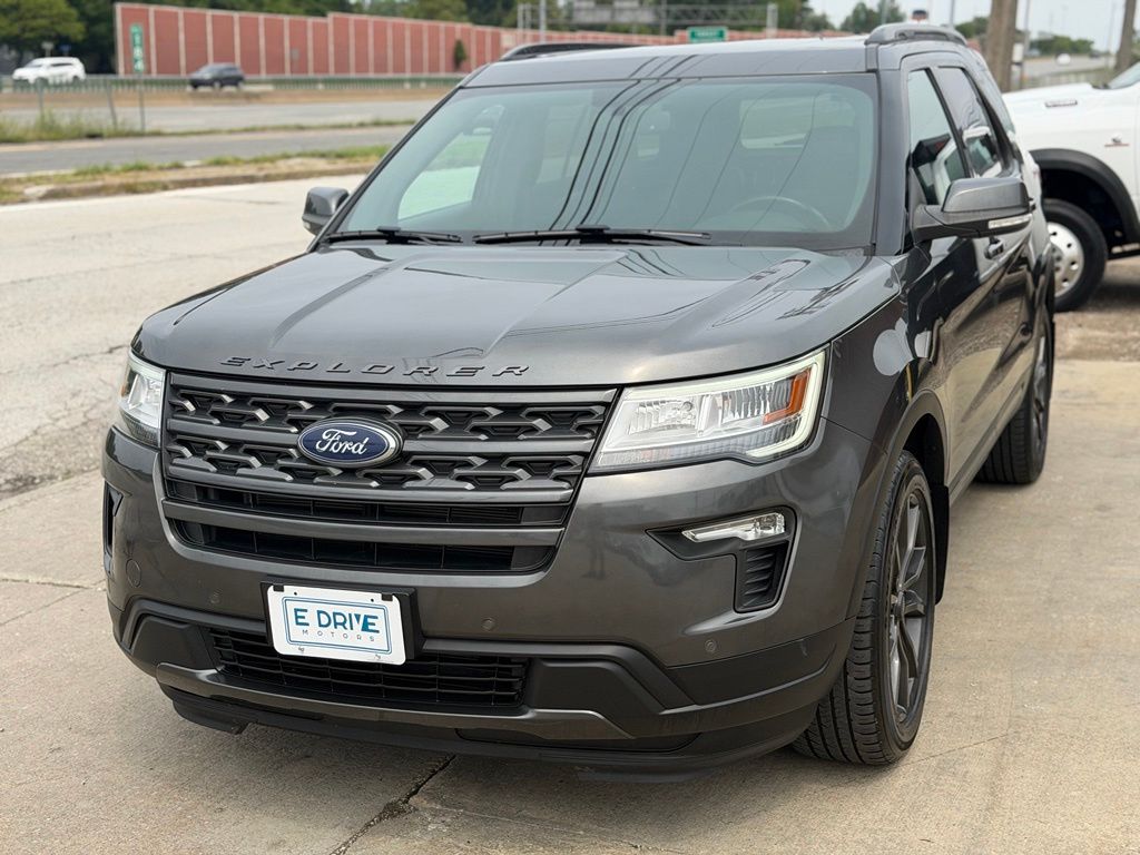 2018 Ford Explorer XLT - Image 2