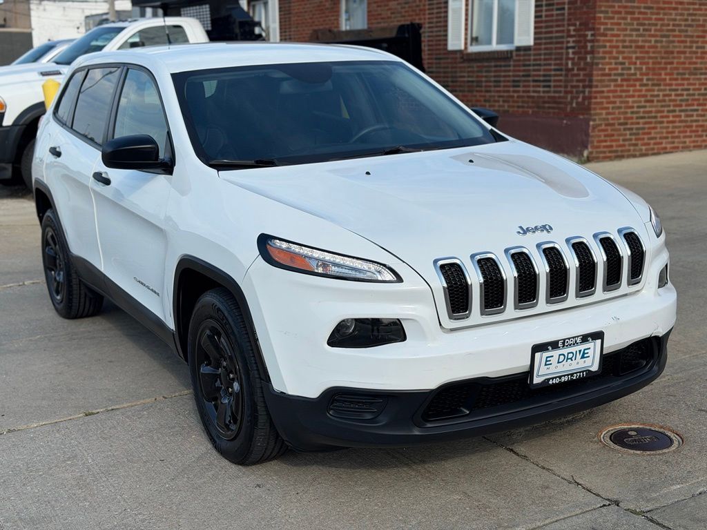 Photo 3 of 2017 Jeep Cherokee Sport