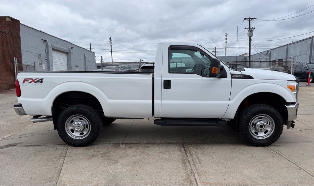 2016 Ford F-350 Super Duty XL - Image 5