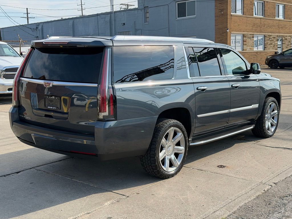 Photo 4 of 2019 Cadillac Escalade ESV Luxury