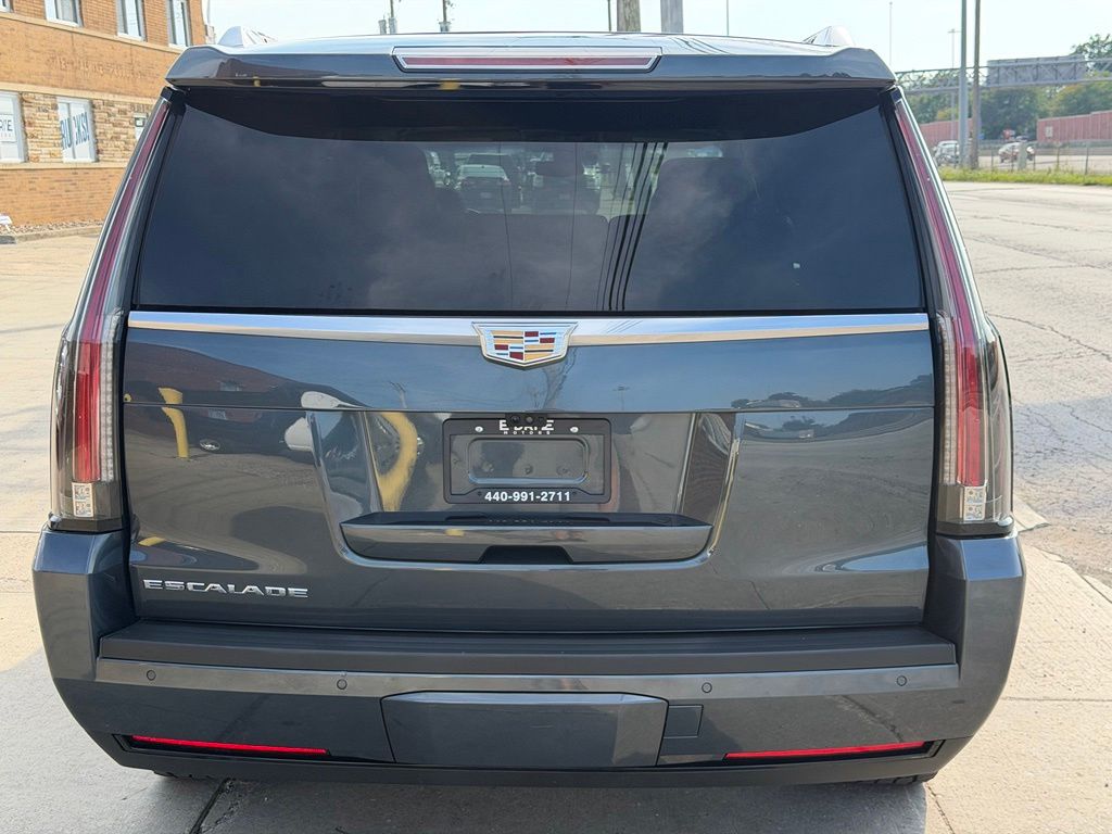 Photo 5 of 2019 Cadillac Escalade ESV Luxury