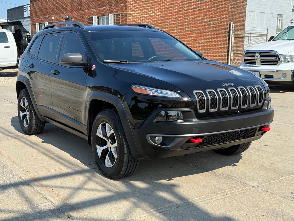 Photo 4 of 2018 Jeep Cherokee Trailhawk