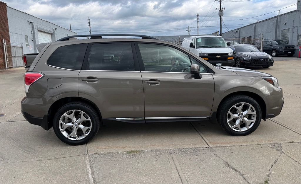 Photo 5 of 2017 Subaru Forester 2.5i Touring
