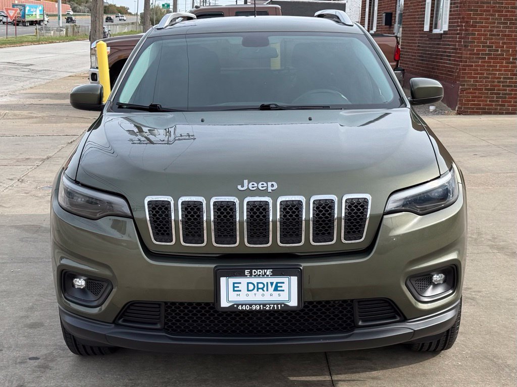 2019 Jeep Cherokee Latitude - Image 2
