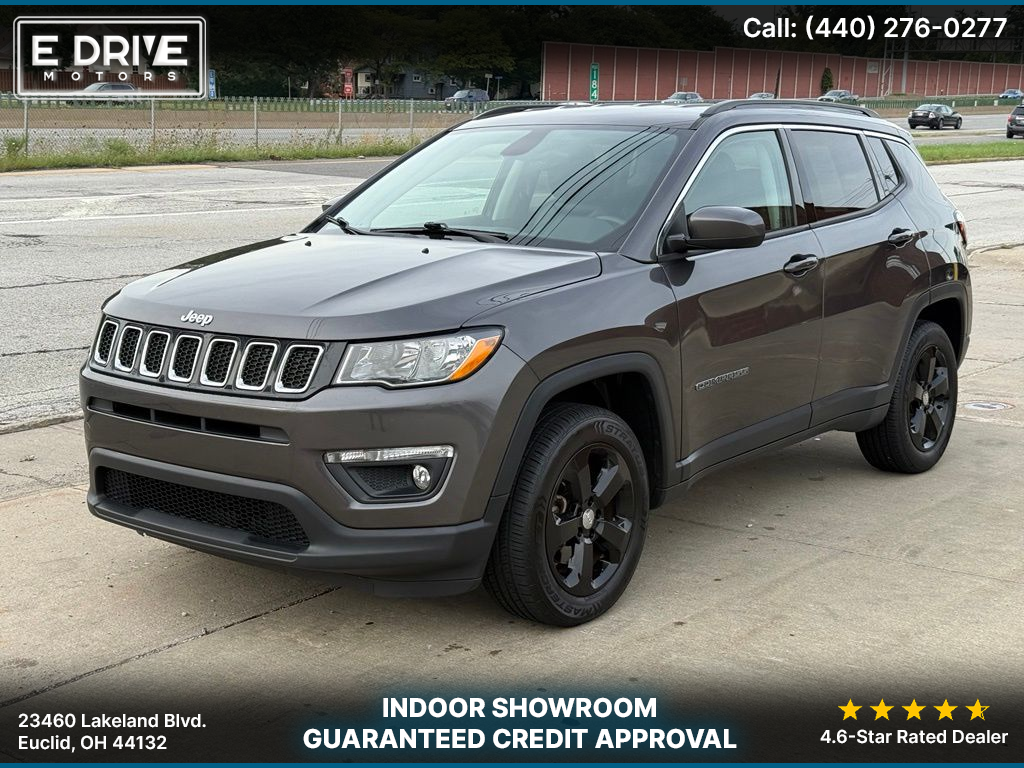 Photo 1 of 2018 Jeep Compass Latitude