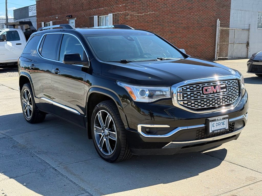 Photo 4 of 2019 GMC Acadia Denali