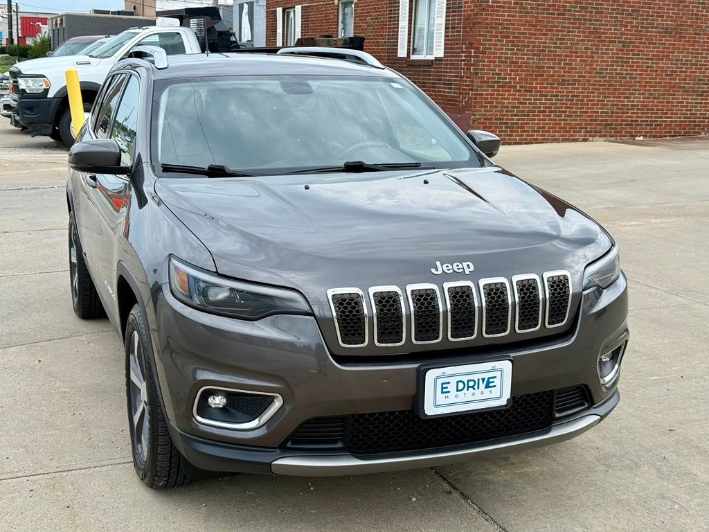 2019 Jeep Cherokee Limited - Image 3