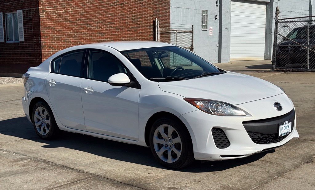 Photo 4 of 2012 Mazda Mazda3 i Sport
