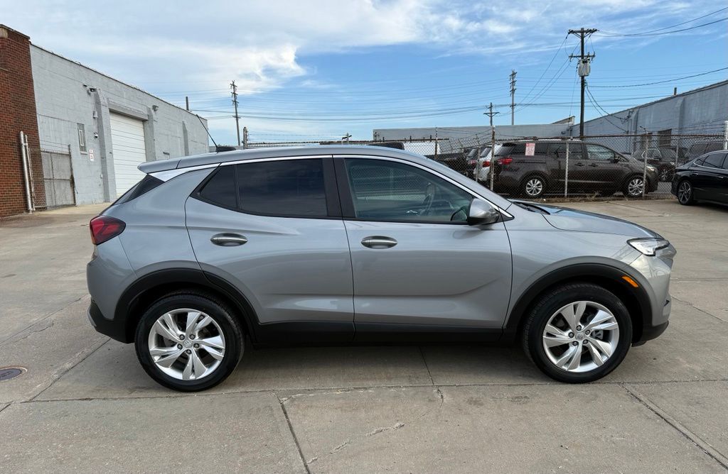 Photo 5 of 2024 Buick Encore GX Preferred