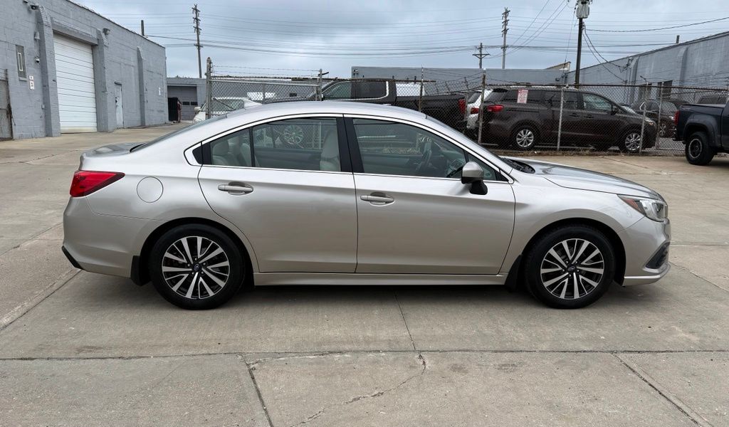 Photo 5 of 2018 Subaru Legacy 2.5i Premium