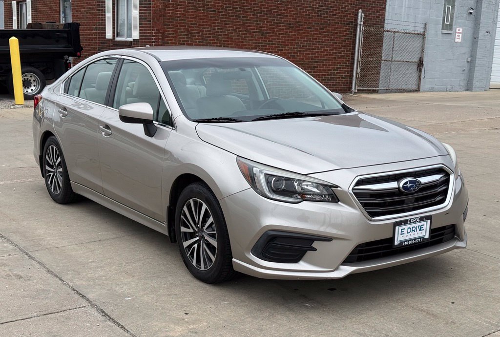 Photo 4 of 2018 Subaru Legacy 2.5i Premium