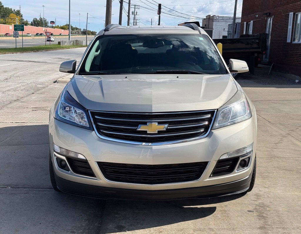 Photo 2 of 2014 Chevrolet Traverse LT