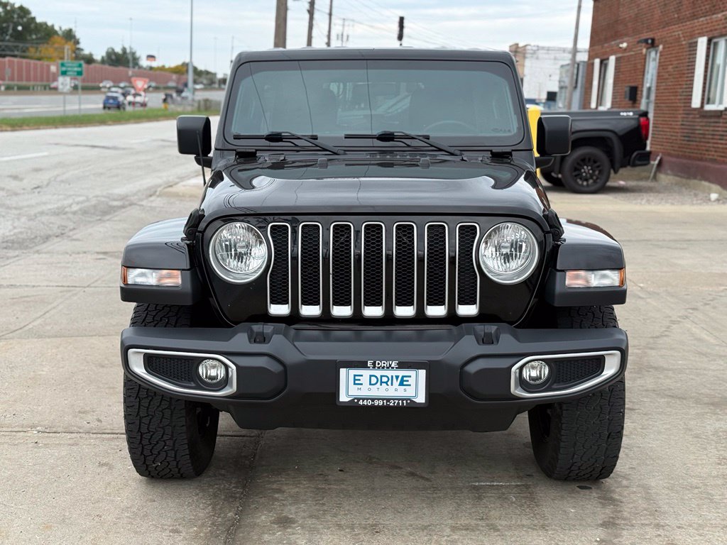 Photo 2 of 2018 Jeep Wrangler Unlimited Sahara