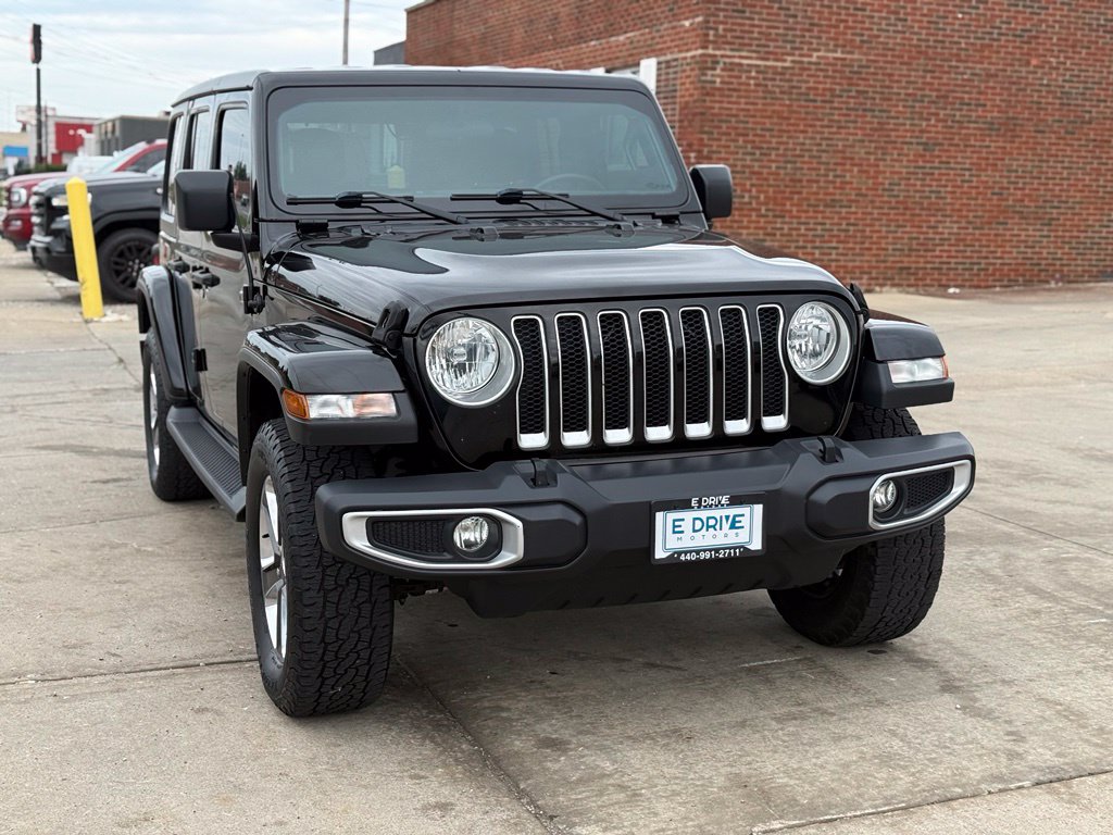 Photo 3 of 2018 Jeep Wrangler Unlimited Sahara