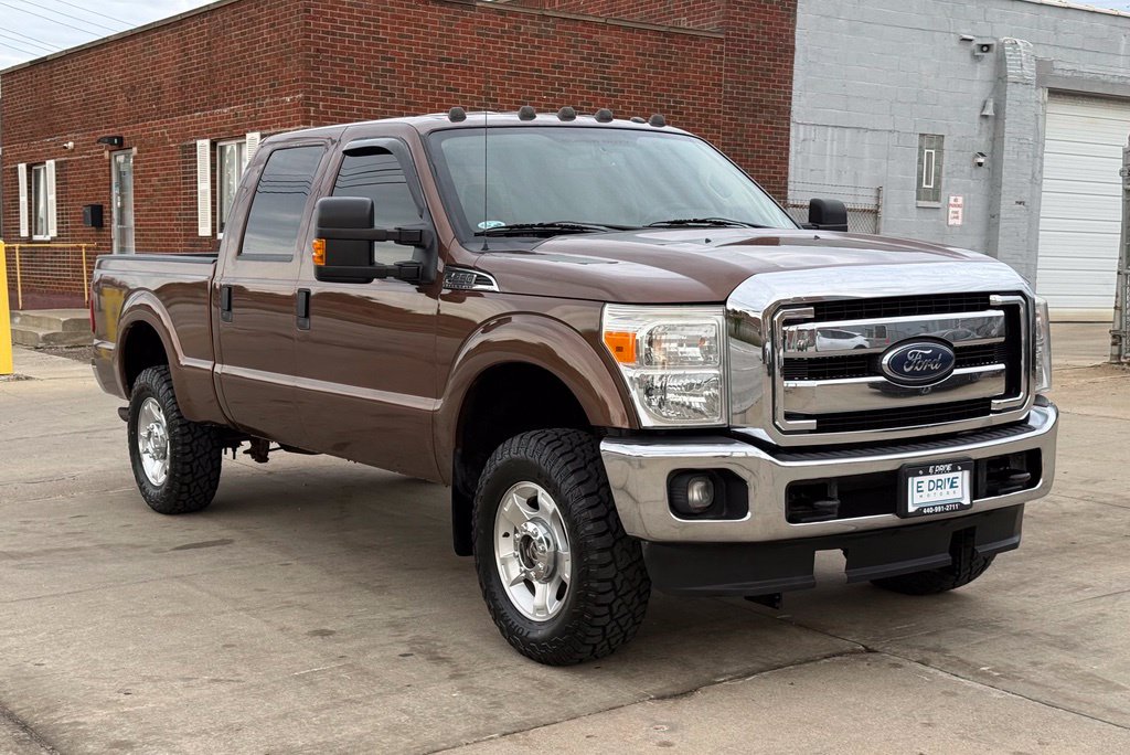 2012 Ford F-250 Super Duty XLT - Image 4