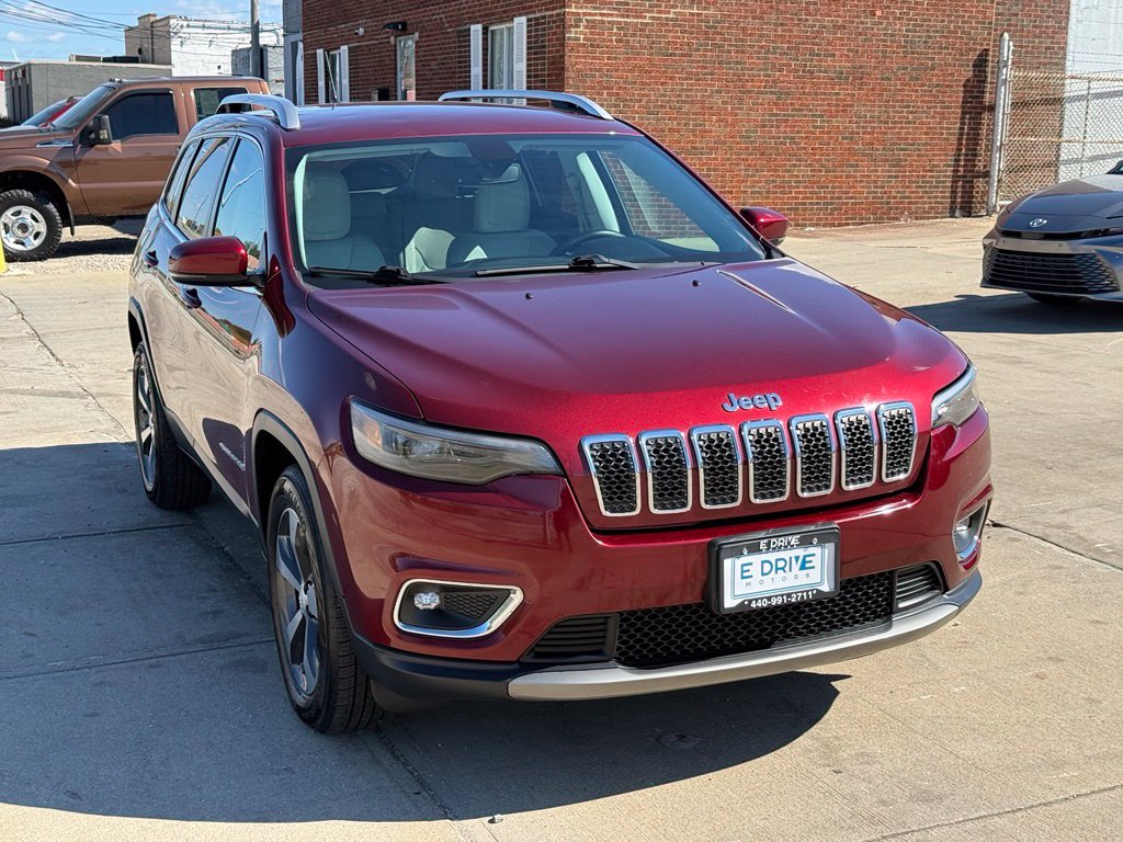 Photo 3 of 2019 Jeep Cherokee Limited