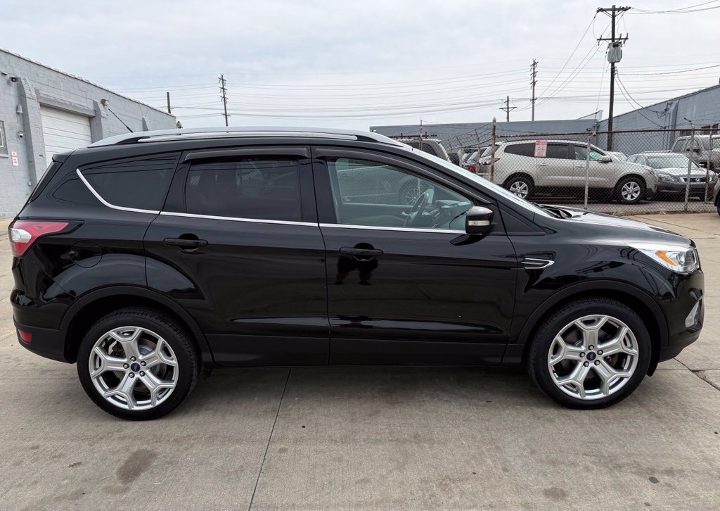 Photo 5 of 2017 Ford Escape Titanium