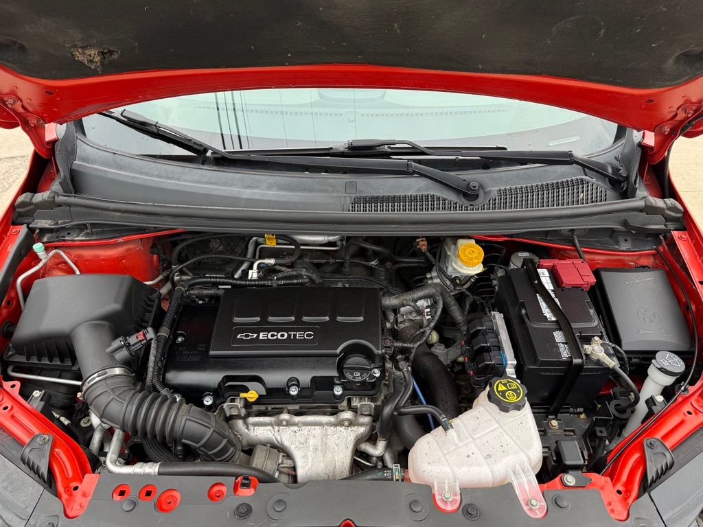 2012 Chevrolet Sonic 1LZ - Photo 12