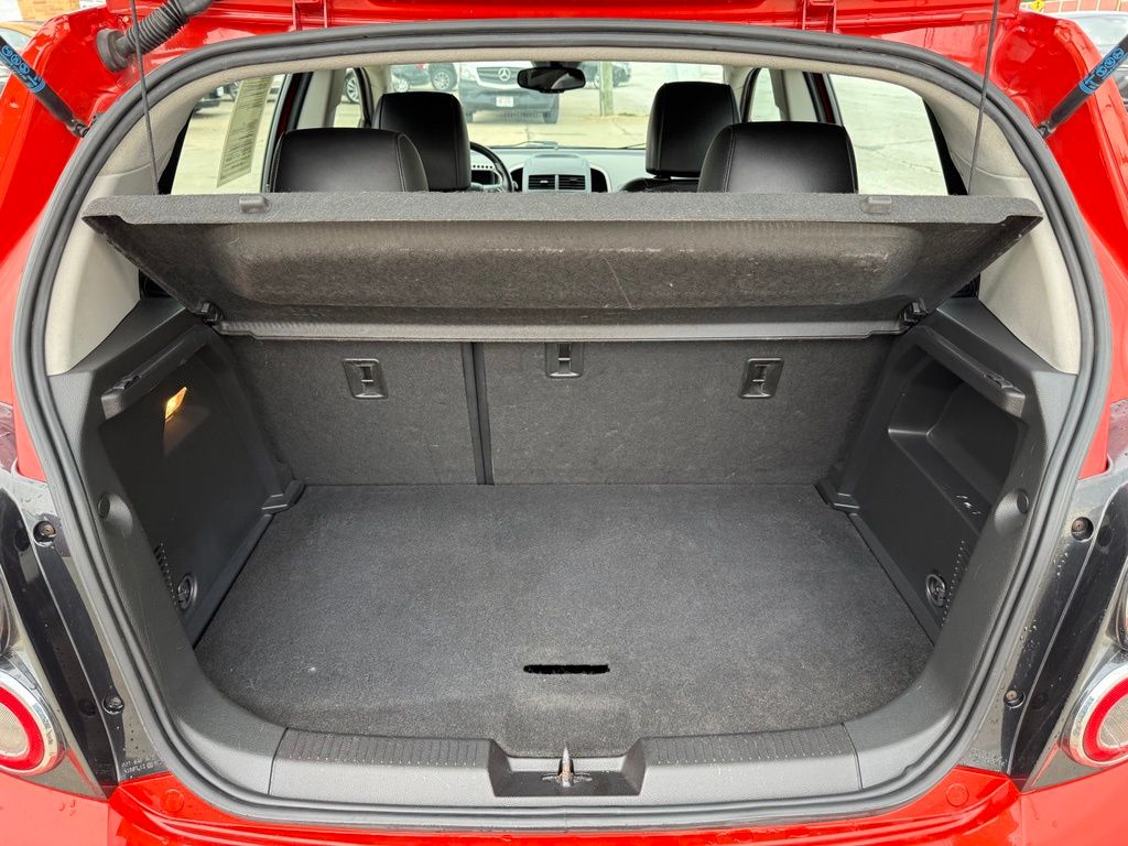 2012 Chevrolet Sonic 1LZ - Photo 9