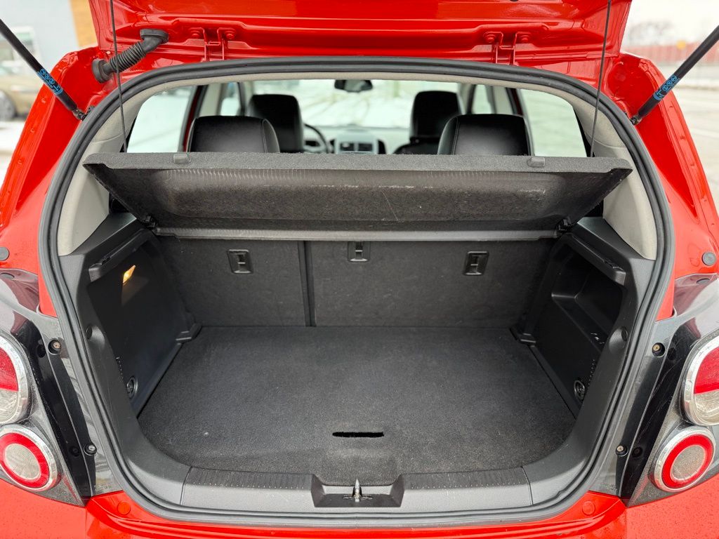 2012 Chevrolet Sonic 1LZ - Photo 17