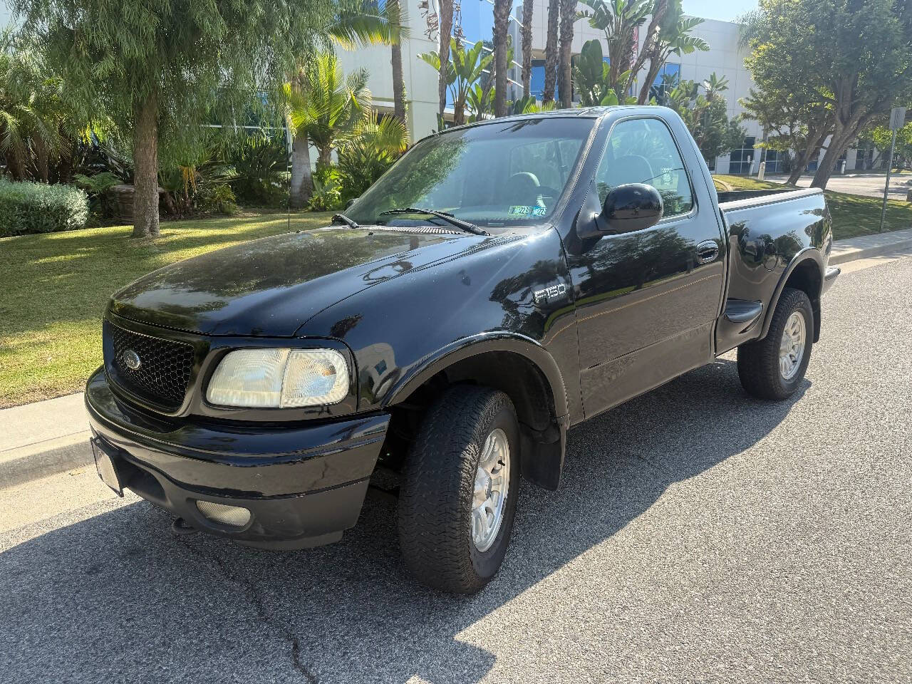 2001 Ford F-150 XLT's photo