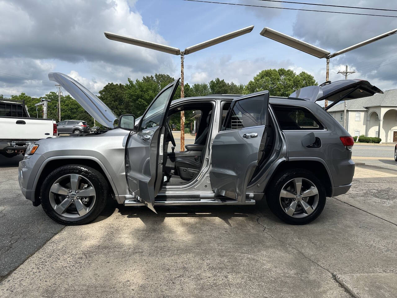2014 Jeep Grand Cherokee Overland - Photo 14