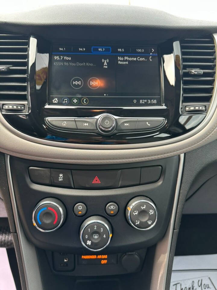 2019 Chevrolet Trax LS - Photo 31