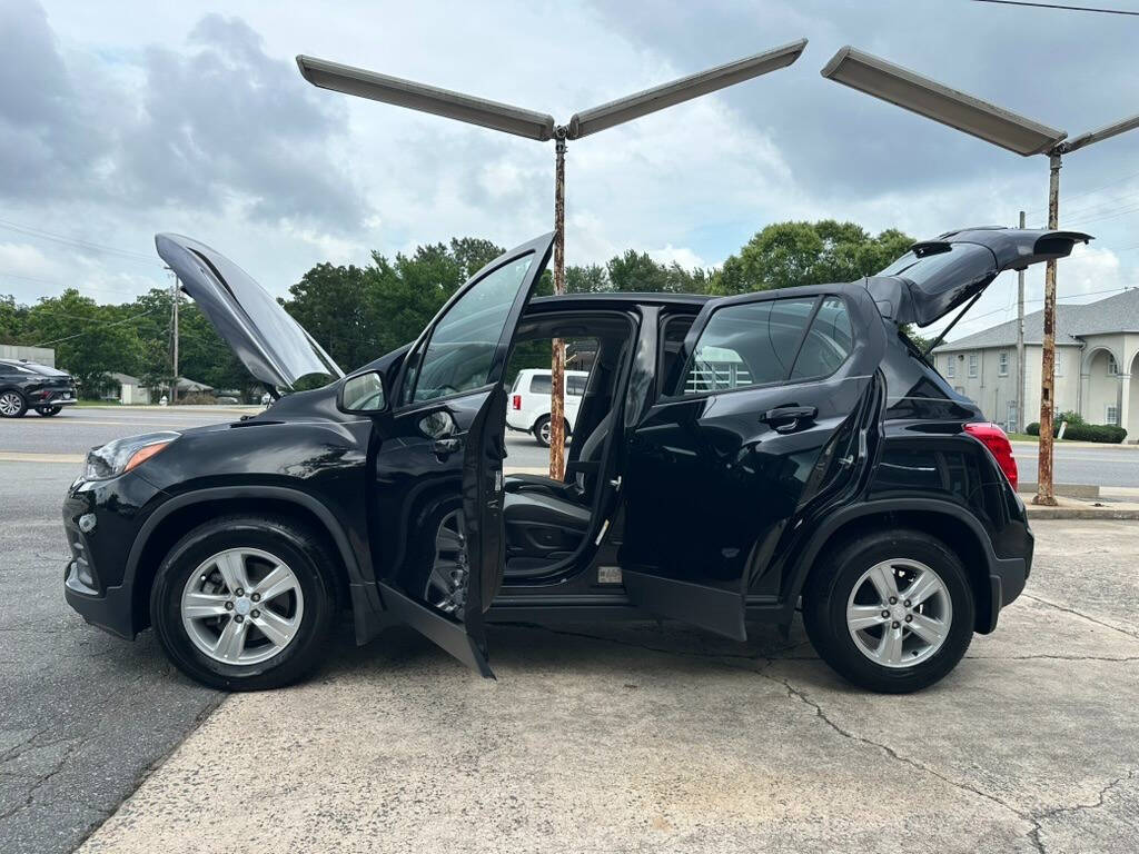 2019 Chevrolet Trax LS - Photo 14