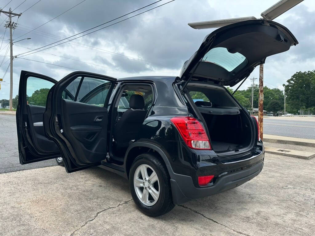 2019 Chevrolet Trax LS - Photo 13