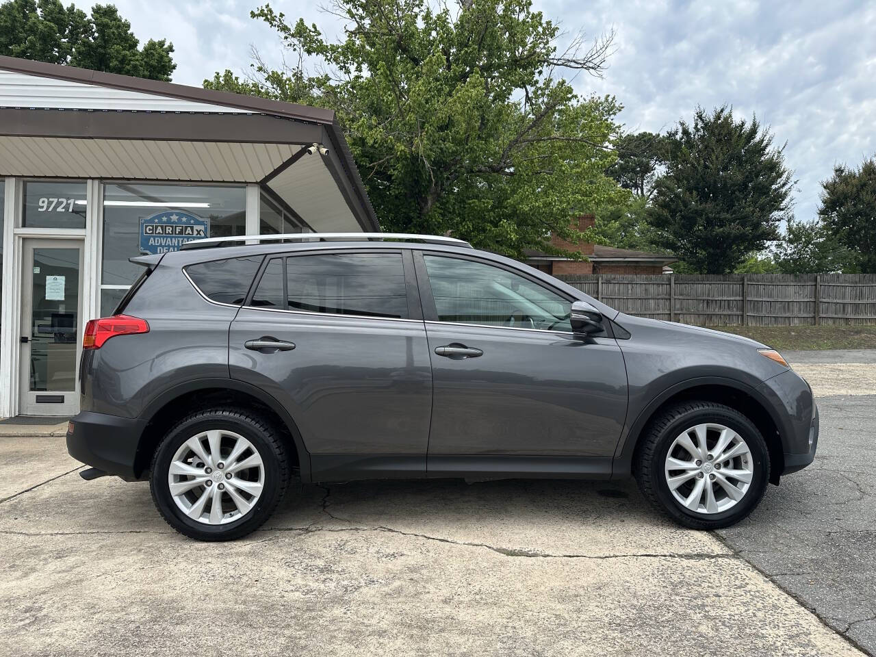 2014 Toyota RAV4 Limited - Image 2