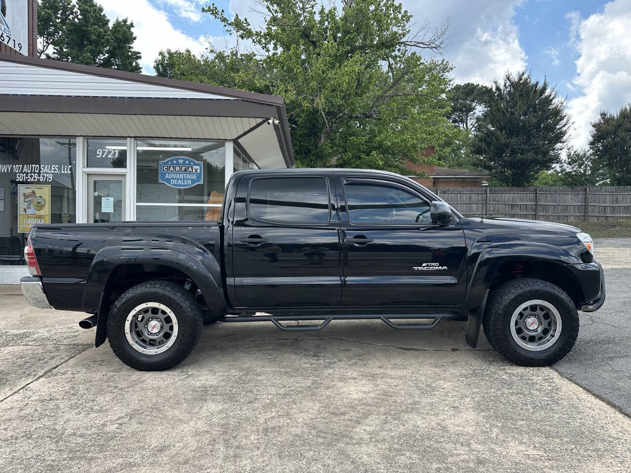2012 Toyota Tacoma V6 - Image 2