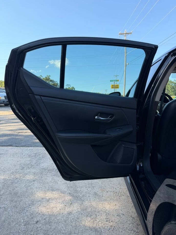 2021 Nissan Sentra SR - Photo 21
