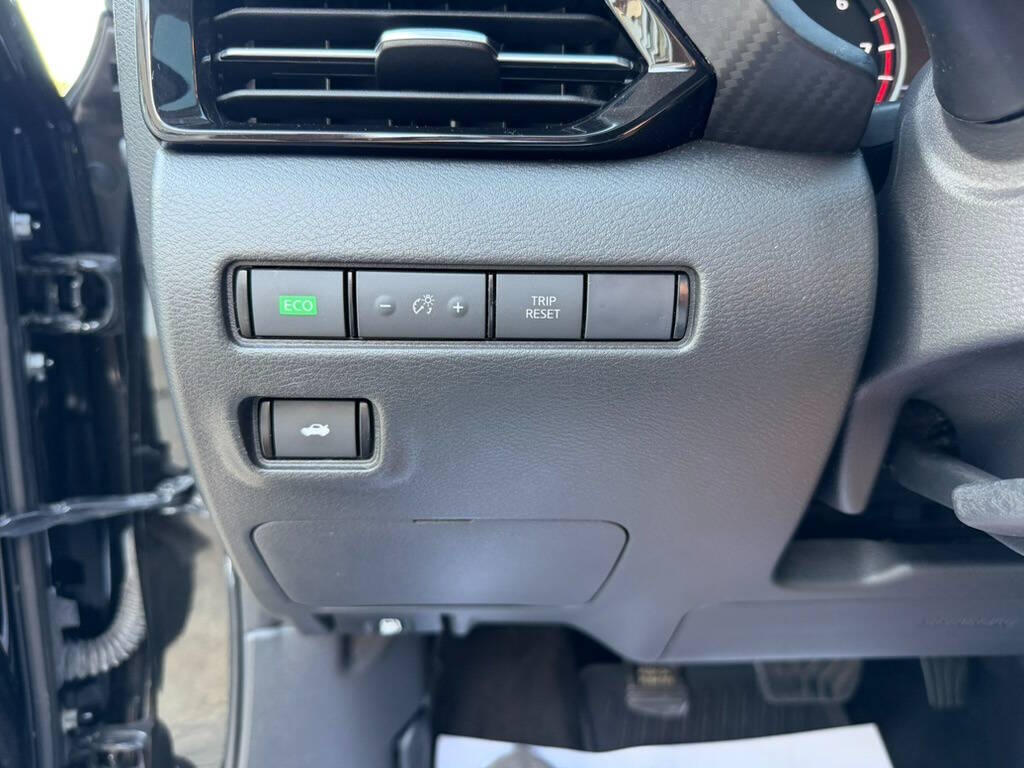 2021 Nissan Sentra SR - Photo 35