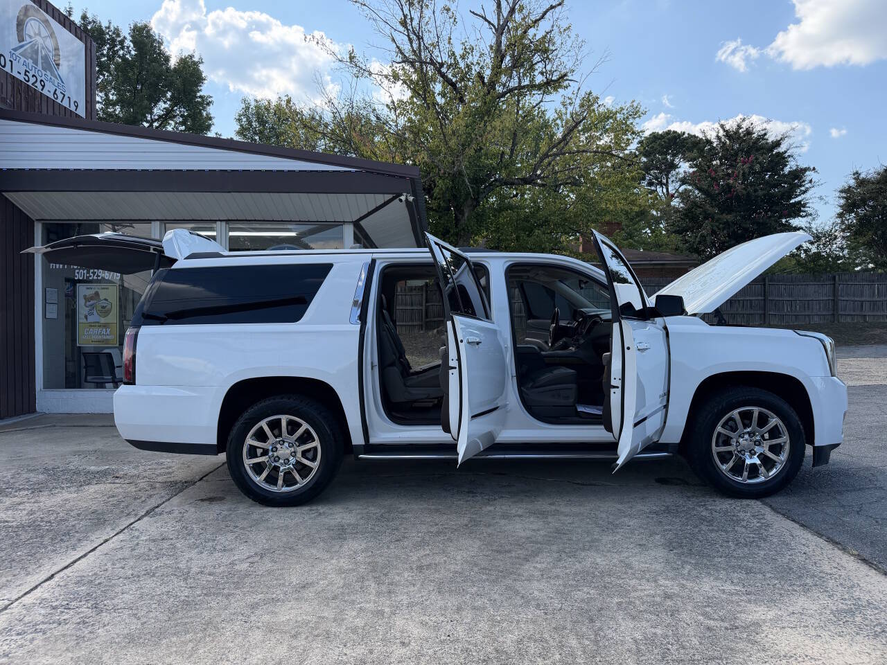 2016 GMC Yukon XL Denali - Photo 10