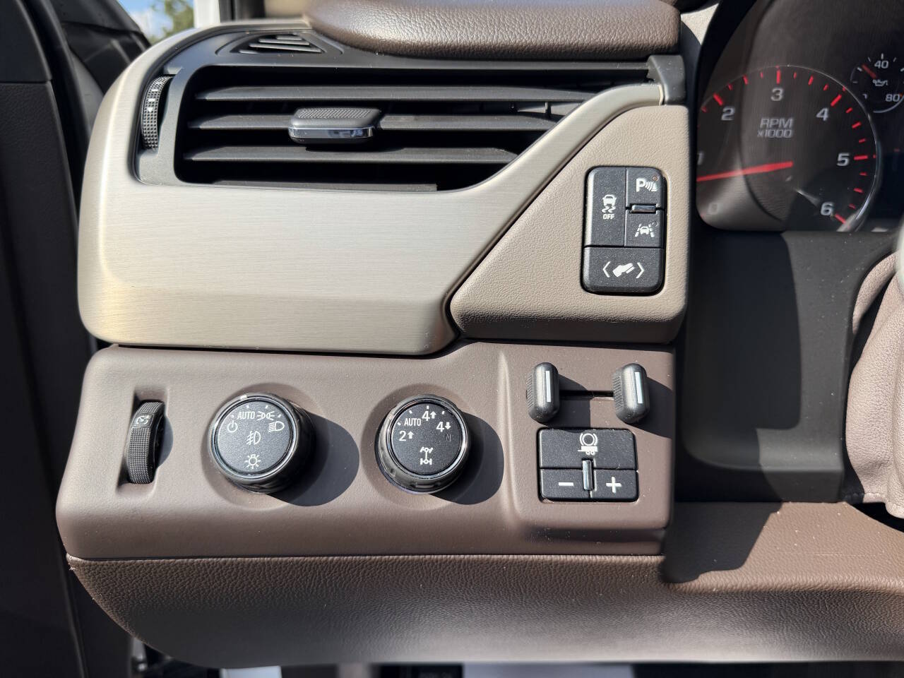 2016 GMC Yukon XL Denali - Photo 35