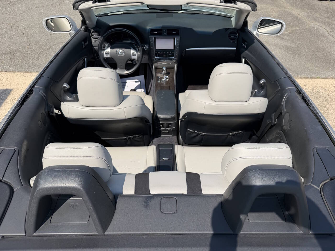2015 Lexus IS 250 - Photo 26