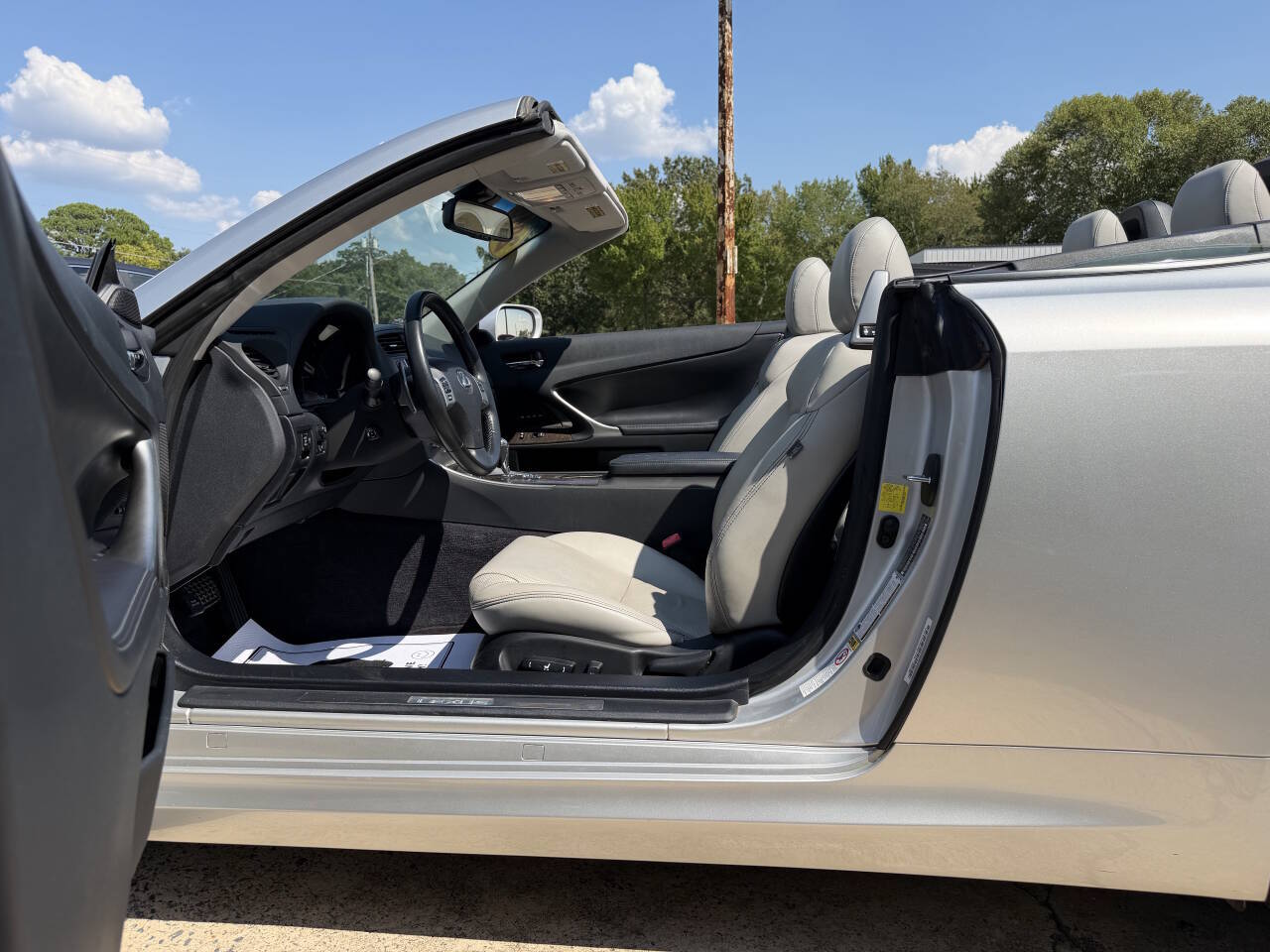 2015 Lexus IS 250 - Photo 20