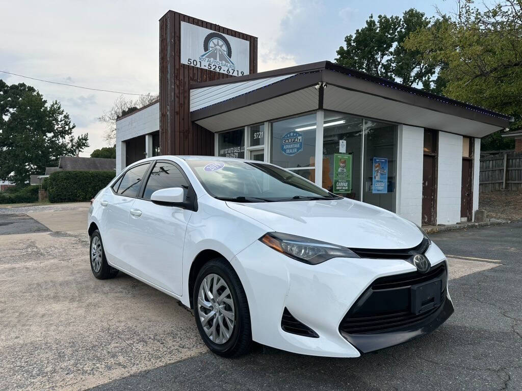 Explore the 2019 Toyota Corolla in Sherwood