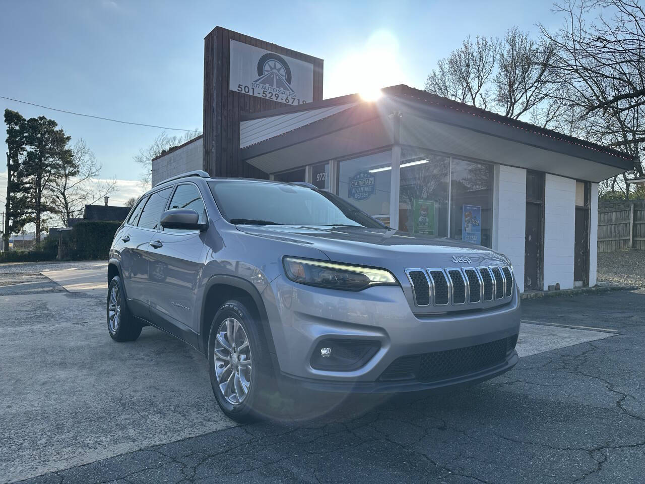 Explore the 2019 Jeep Cherokee in Sherwood | 107 Auto Sales